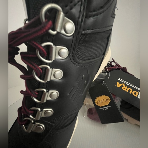 New Balance Men's Rainier Hiking Leather Boots (Black) sz 8 1/2 - Picture 15 of 16